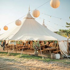 5 Tips for Planning Casual Wedding Events with Burnham’s Clambake & Catering